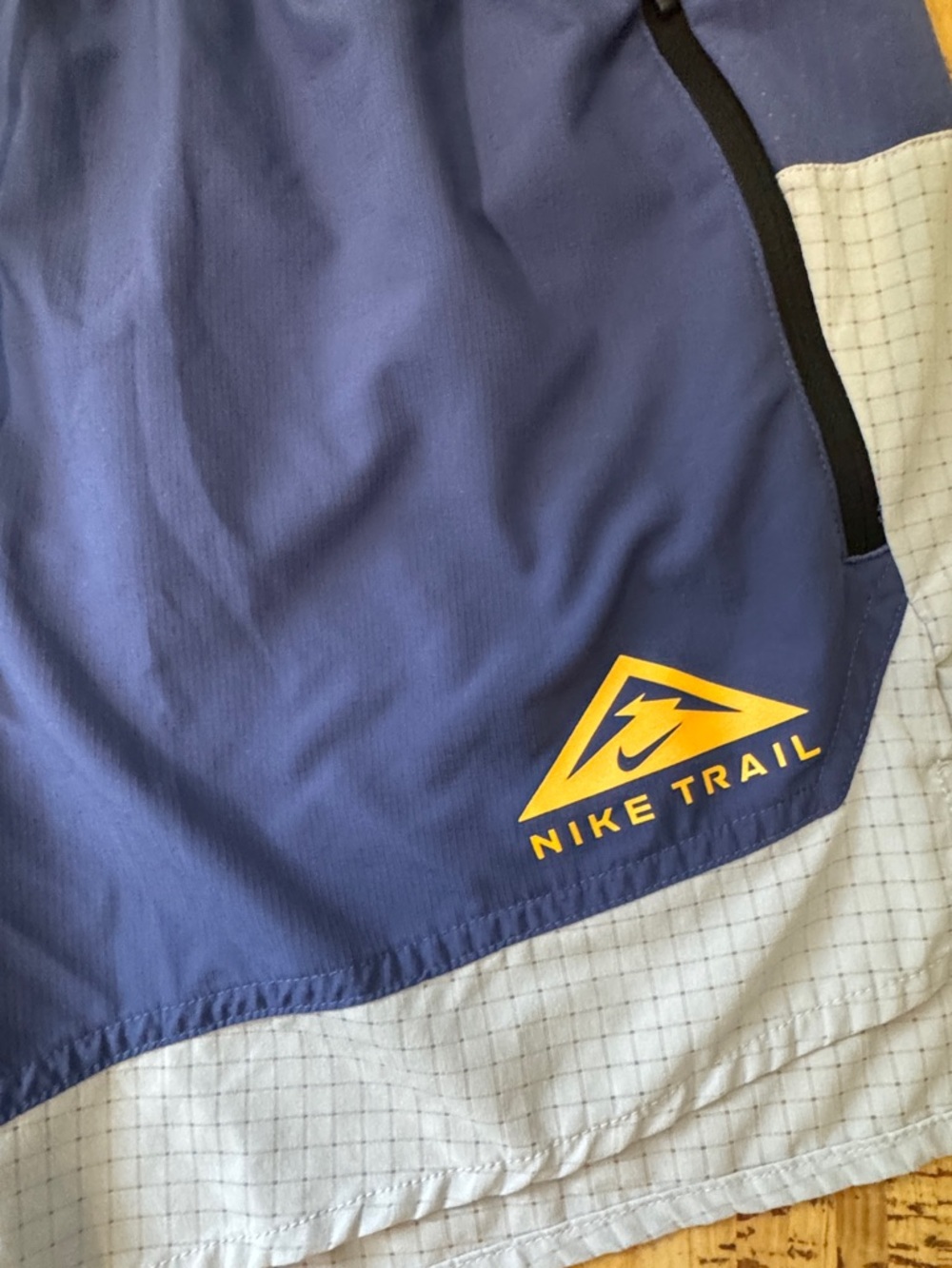 Nike Trail Second Sunrise 5”-Medium - Picture 2 of 5